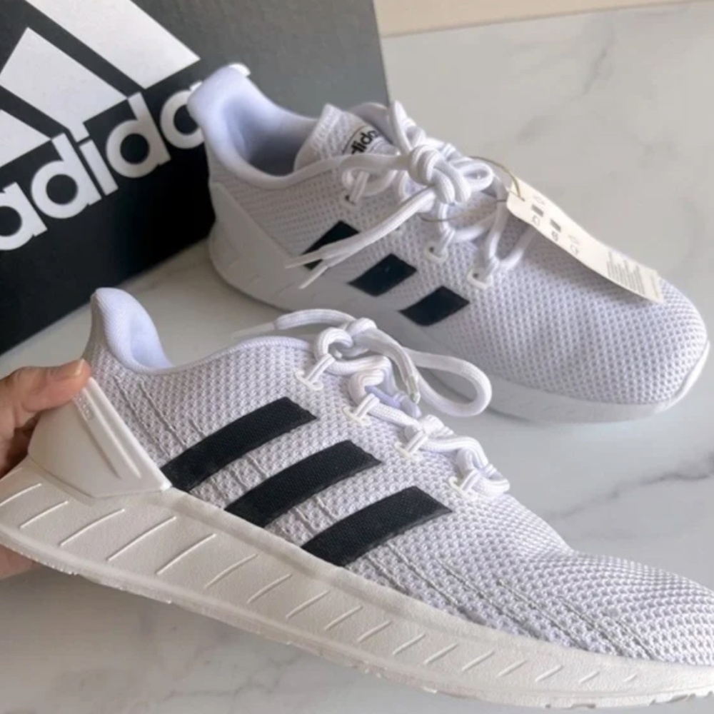 adidas questar - Picture 2 of 7